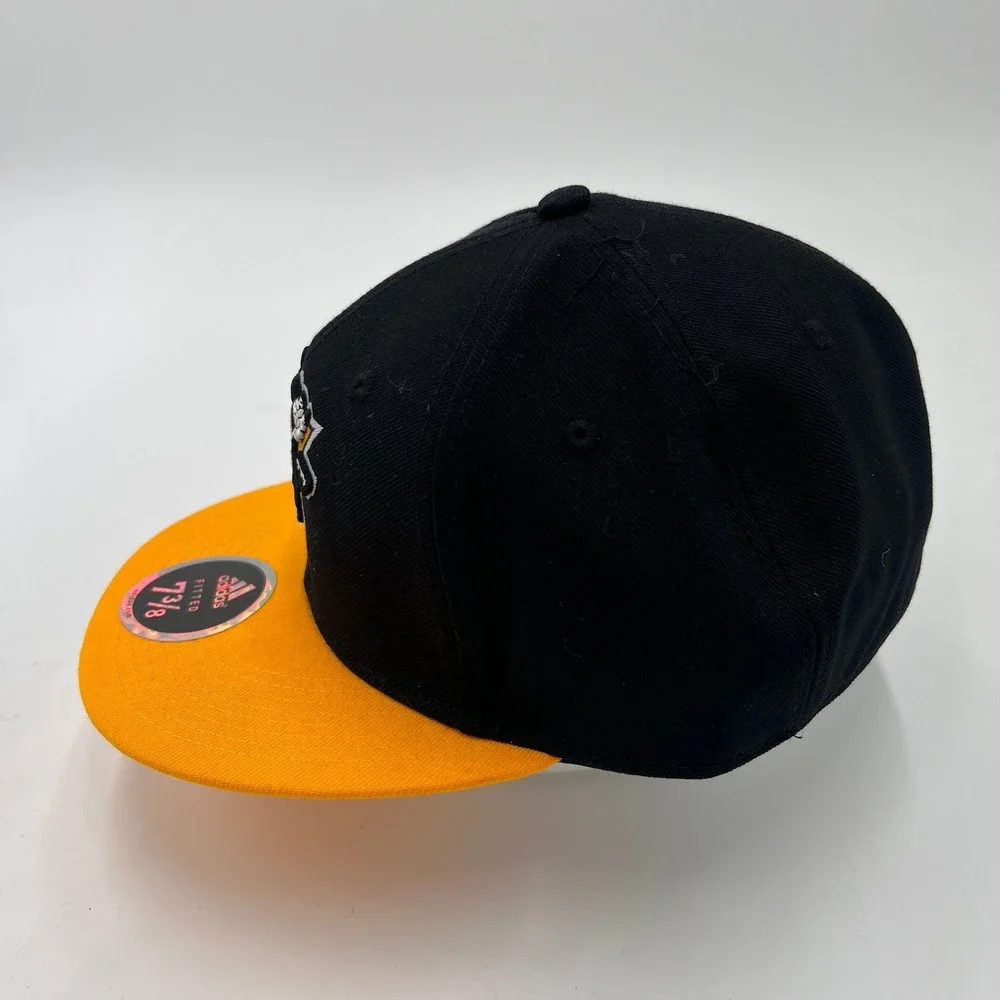 Adidas Pittsburgh Penguins NHL‎ Fitted Hat 7 3/8 Black Yellow Flat Brim Cap